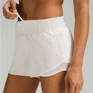 Lululemon Hotty Hot shorts